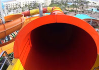 Slide Air Spiral Komersial, Taman Hiburan Fiberglass Water Slides Disesuaikan