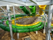 Theme Park Fiberglass Water Slide Disesuaikan Spiral Tabung Spiral FRP Untuk Dewasa